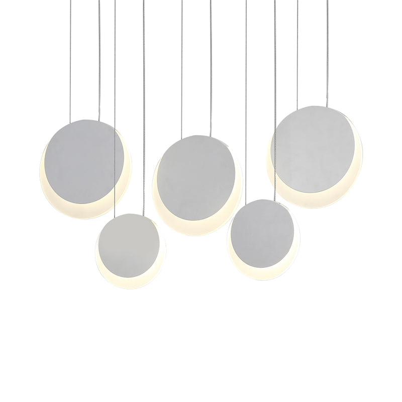 Moon Shaped Multi Light Pendant Nordic Metal 3/4/5 Lights White Cluster Pendant Light in Warm/White Light Clearhalo 'Ceiling Lights' 'Modern Pendants' 'Modern' 'Pendant Lights' 'Pendants' Lighting' 166327