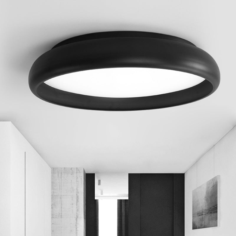 Circular Flush Mount Ceiling Light Nordic Metal Black/White Integrated LED Ceiling Flush Mount for Bedroom in Warm/White with Acrylic Diffuser Black Clearhalo 'Ceiling Lights' 'Close To Ceiling Lights' 'Close to ceiling' 'Flush mount' Lighting' 166585