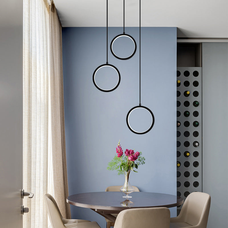 Square/Circle Cluster Pendant Modernism Acrylic 3 Lights Black/White Pendant Ceiling Light in Warm/White Light with Round/Linear Canopy Black Round Clearhalo 'Ceiling Lights' 'Modern Pendants' 'Modern' 'Pendant Lights' 'Pendants' Lighting' 168143