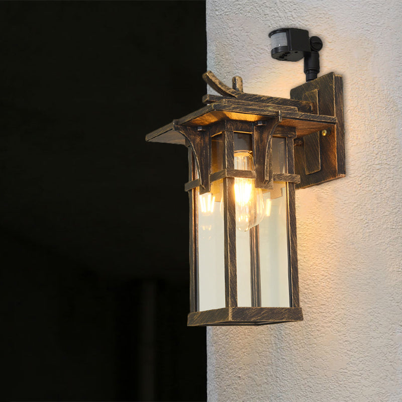 Black/Brass Wall Mount Lighting Industrial Clear/Water Glass 1-Light Outdoor Surface Wall Sconce Clearhalo 'Art deco wall lights' 'Cast Iron' 'Glass' 'Industrial wall lights' 'Industrial' 'Middle century wall lights' 'Modern' 'Rustic wall lights' 'Tiffany' 'Traditional wall lights' 'Wall Lamps & Sconces' 'Wall Lights' Lighting' 1688309