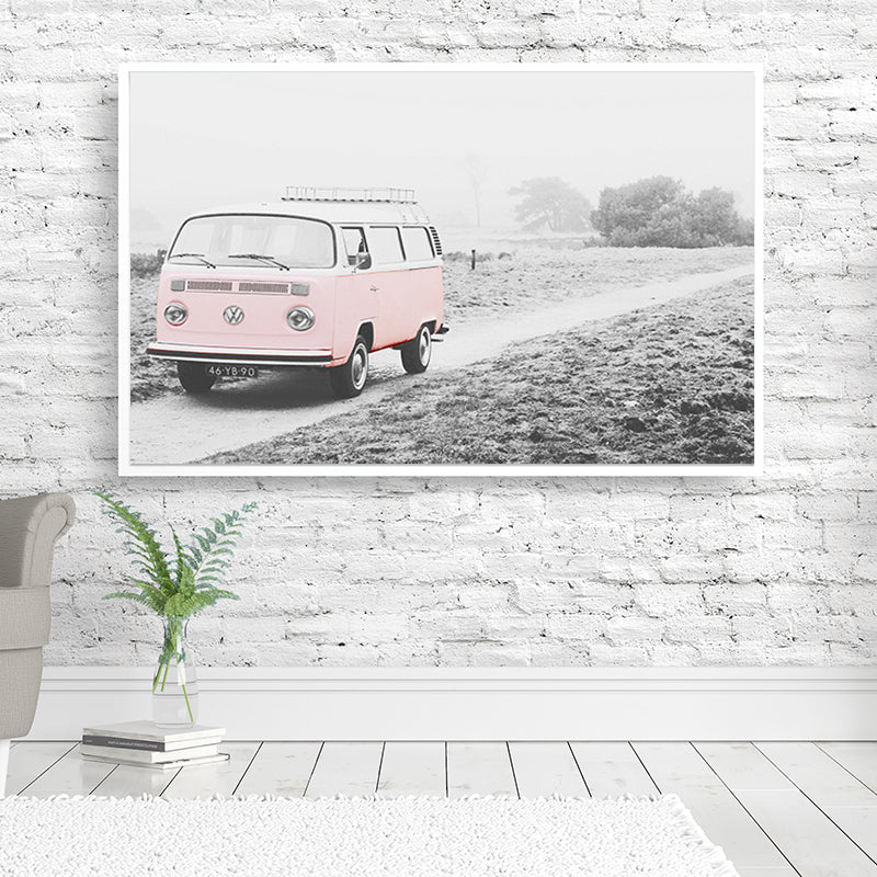 Bus on the Road Art Print in Pink Contemporary Wall Decoration for House Interior Pink Clearhalo 'Art Gallery' 'Canvas Art' 'Contemporary Art Gallery' 'Modern' Arts' 1689810