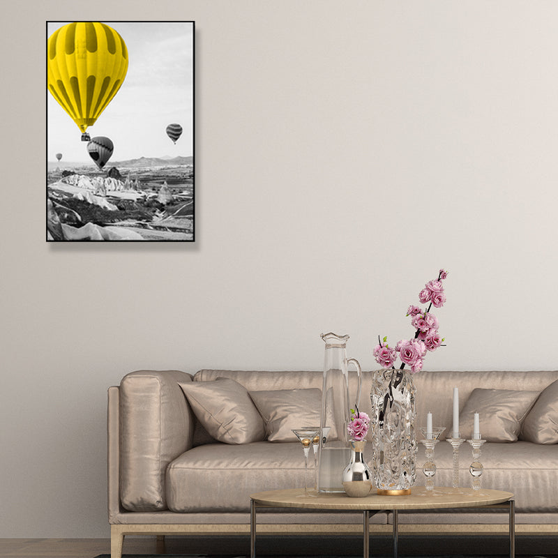 Vehicle Canvas Wall Art Simplicity Textured Painting in Yellow, Multiple Size Available Clearhalo 'Art Gallery' 'Canvas Art' 'Contemporary Art Gallery' 'Modern' Arts' 1691851