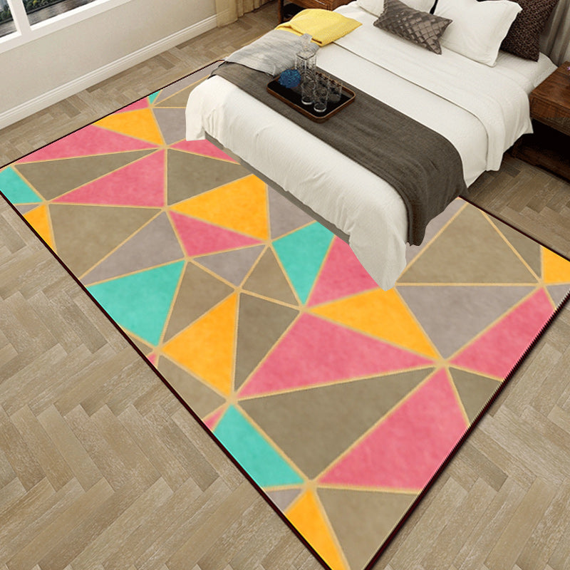 Brown Bedroom Rug Modern Color Block Triangle Pattern Area Rug Polyester Stain-Resistant Carpet Brown Clearhalo 'Area Rug' 'Modern' 'Rugs' Rug' 1692814