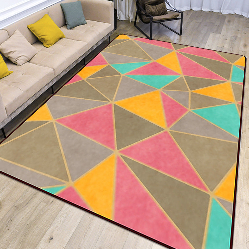 Brown Bedroom Rug Modern Color Block Triangle Pattern Area Rug Polyester Stain-Resistant Carpet Clearhalo 'Area Rug' 'Modern' 'Rugs' Rug' 1692815