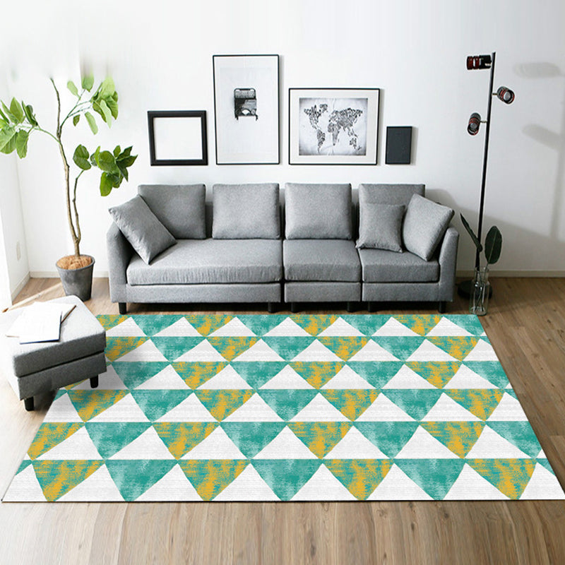 Modern Living Room Rug in Grey and Green Geometric Triangle Print Rug Polyester Pet Friendly Area Rug Green Clearhalo 'Area Rug' 'Modern' 'Rugs' Rug' 1693460