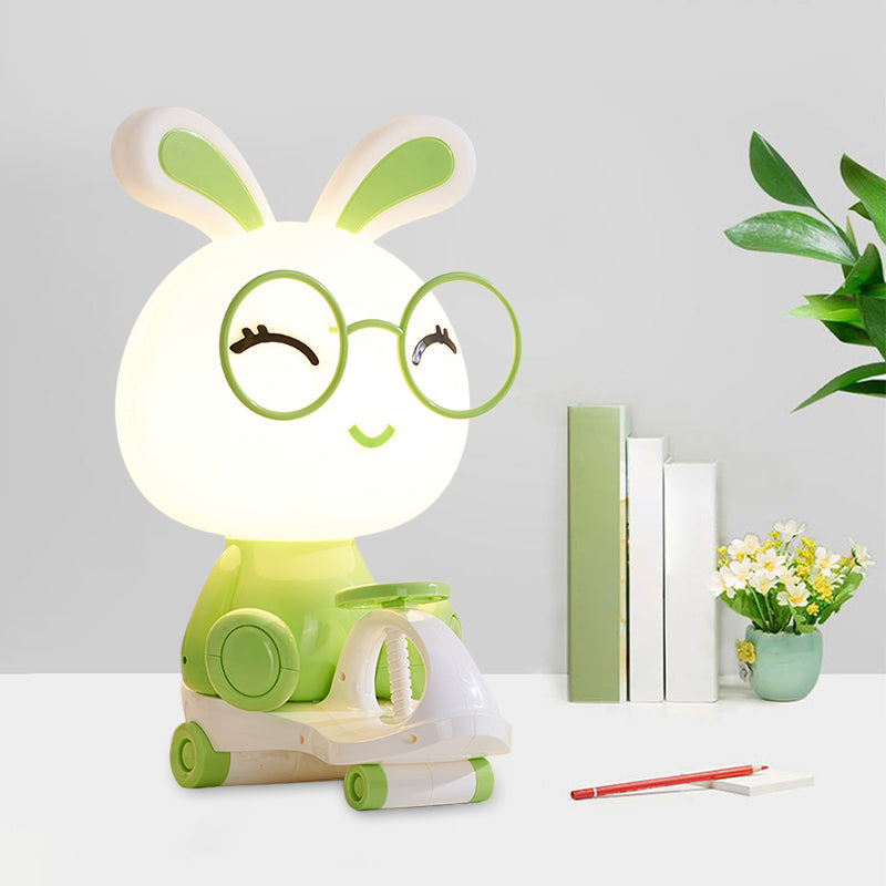 Pig/Frog/Panda Kids Bedroom Reading Book Light Plastic 1-Light Cartoon Night Table Lamp in Black/Pink/Green Clearhalo 'Lamps' 'Table Lamps' Lighting' 1694282