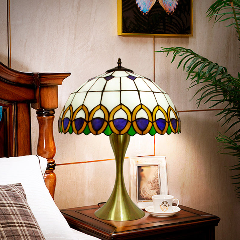 1-Light Nightstand Lighting Traditional Bowl Stained Art Glass Desk Lamp with Peacock Feather Pattern in Brass Brass Clearhalo 'Lamps' 'Table Lamps' Lighting' 1694317