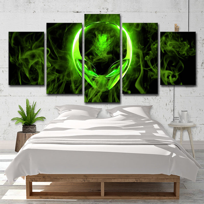 Contemporary Fantasy Alien Art Print Green Multi-Piece Canvas for Teenage Bedroom Green Clearhalo 'Art Gallery' 'Canvas Art' 'Contemporary Art Gallery' 'Modern' Arts' 1695381