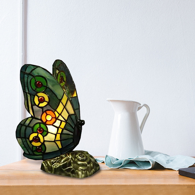 Butterfly Mini Table Lighting 1 Light Lodge Stained Glass Decorative Table Lamp in Red/Yellow/Green Green Clearhalo 'Lamps' 'Table Lamps' Lighting' 170868