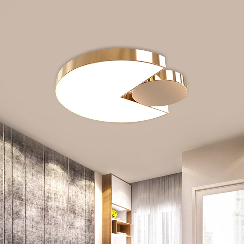 Round Splicing Acrylic Flush Ceiling Light Modern Style LED Gold Flushmount Lighting for Bedroom Gold Clearhalo 'Ceiling Lights' 'Close To Ceiling Lights' 'Close to ceiling' 'Flush mount' Lighting' 1710061