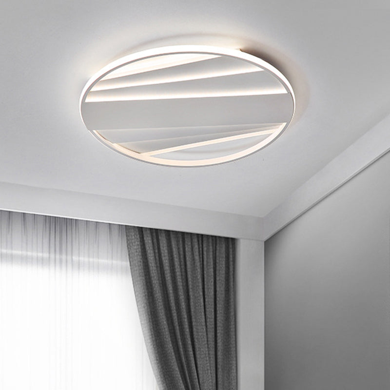 Metallic Geometry Flush Light Fixture Minimalism Black/White LED Flush Mount Lighting in Warm/White Light, 16"/19.5" W Clearhalo 'Ceiling Lights' 'Close To Ceiling Lights' 'Close to ceiling' 'Flush mount' Lighting' 1710210