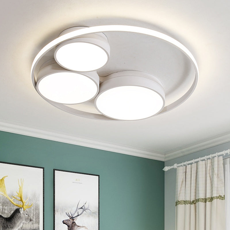 Grey/White Round Flush Mount Lamp Nordic LED Acrylic Flush Ceiling Light for Bedroom, 18"/21.5"/31" Width White Clearhalo 'Ceiling Lights' 'Close To Ceiling Lights' 'Close to ceiling' 'Flush mount' Lighting' 1710218