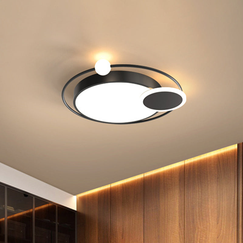 Round Ceiling Flush Mount Simple Acrylic Black/Gold LED Flush Light Fixture in Warm/White Light for Bedroom, 16.5"/20.5" W Clearhalo 'Ceiling Lights' 'Close To Ceiling Lights' 'Close to ceiling' 'Flush mount' Lighting' 1710273