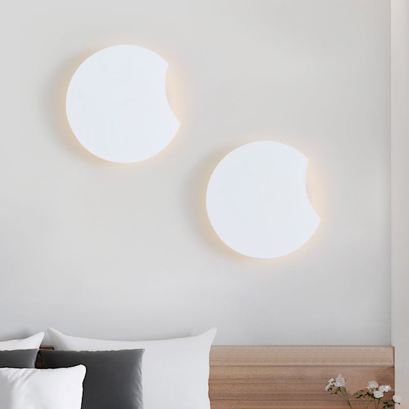 Acrylic Rounded Wall Mount Light Modernist LED Wall White Lighting Fixture in Warm/White Light, 8.5"/12" W White Clearhalo 'Modern wall lights' 'Modern' 'Wall Lamps & Sconces' 'Wall Lights' Lighting' 1710592