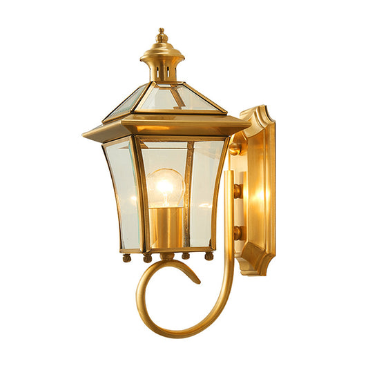Clear Glass Lantern Wall Light Retro Style 1 Bulb Lodge Wall Lighting Ideas in Brass Clearhalo 'Wall Lamps & Sconces' 'Wall Lights' Lighting' 1710730