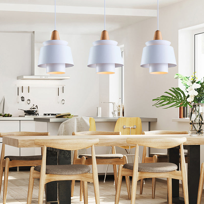 1 Head Dining Room Suspension Light with Tapered Metal Shade Modern Stylish Black/White Ceiling Pendant Light Clearhalo 'Ceiling Lights' 'Modern Pendants' 'Modern' 'Pendant Lights' 'Pendants' Lighting' 171114