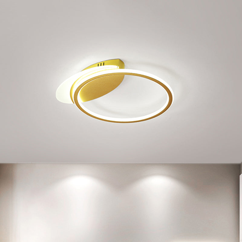 Metallic Round Flush Mount Fixture Minimalist LED Flush Lighting in Gold for Bedroom, White/Warm Light Gold Clearhalo 'Ceiling Lights' 'Close To Ceiling Lights' 'Close to ceiling' 'Flush mount' Lighting' 1711989