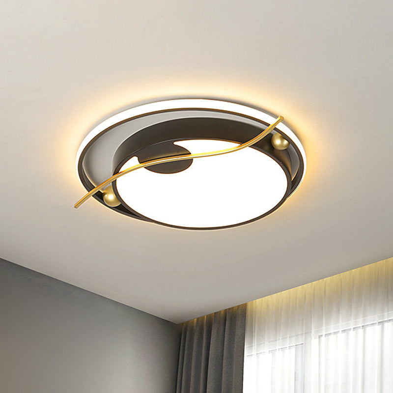 Round Ceiling Mounted Fixture Modern Acrylic Black and Gold LED Flush Mount Light in Warm/White Light Black-Gold Clearhalo 'Ceiling Lights' 'Close To Ceiling Lights' 'Close to ceiling' 'Flush mount' Lighting' 1712002