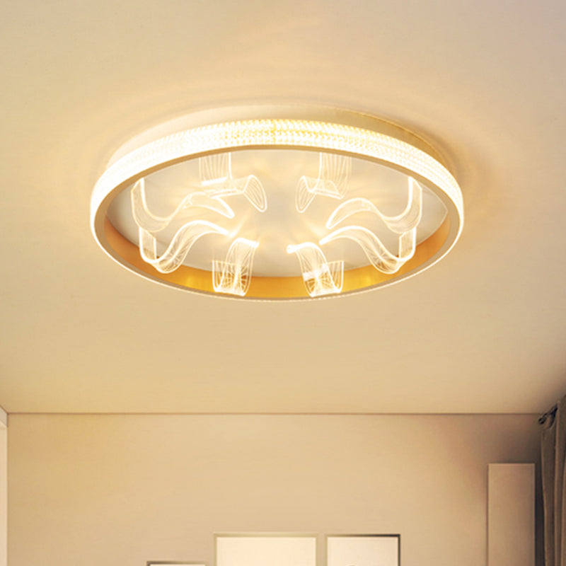 Nordic Circular Flush Ceiling Light Metallic LED Bedroom Flush Mount in Gold, Warm/White Light Gold Clearhalo 'Ceiling Lights' 'Close To Ceiling Lights' 'Close to ceiling' 'Flush mount' Lighting' 1712307