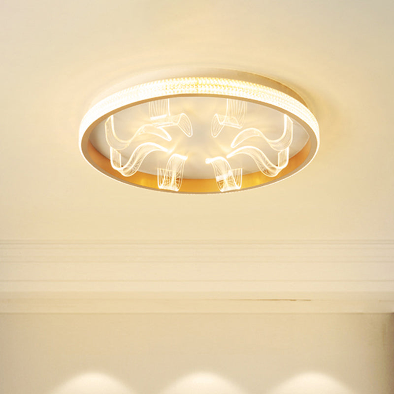 Nordic Circular Flush Ceiling Light Metallic LED Bedroom Flush Mount in Gold, Warm/White Light Clearhalo 'Ceiling Lights' 'Close To Ceiling Lights' 'Close to ceiling' 'Flush mount' Lighting' 1712308