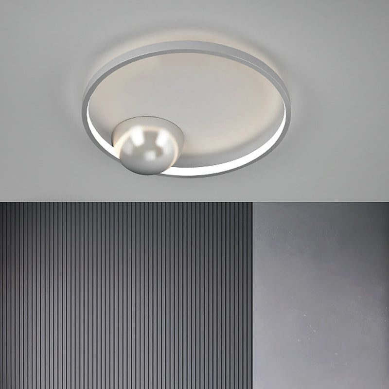 Black/White Circular Flush Ceiling Light Nordic LED Iron Flush Mount Lighting, 17"/20.5" Width Clearhalo 'Ceiling Lights' 'Close To Ceiling Lights' 'Close to ceiling' 'Flush mount' Lighting' 1712566