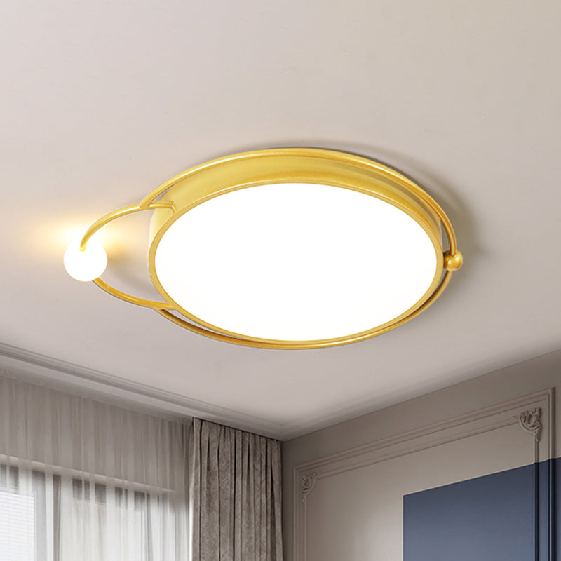 Iron Rounded Flush Light Fixture Modernist 17"/20.5" Wide LED Flush Mount Lamp in Black/Gold, Warm/White Light Gold Clearhalo 'Ceiling Lights' 'Close To Ceiling Lights' 'Close to ceiling' 'Flush mount' Lighting' 1712666