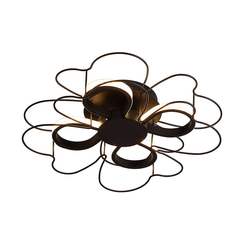 19"/22.5" W Metallic Clover Flush Light Contemporary Black/White LED Flush Mount Lighting in Warm/White Light Clearhalo 'Ceiling Lights' 'Close To Ceiling Lights' 'Close to ceiling' 'Flush mount' Lighting' 1712695