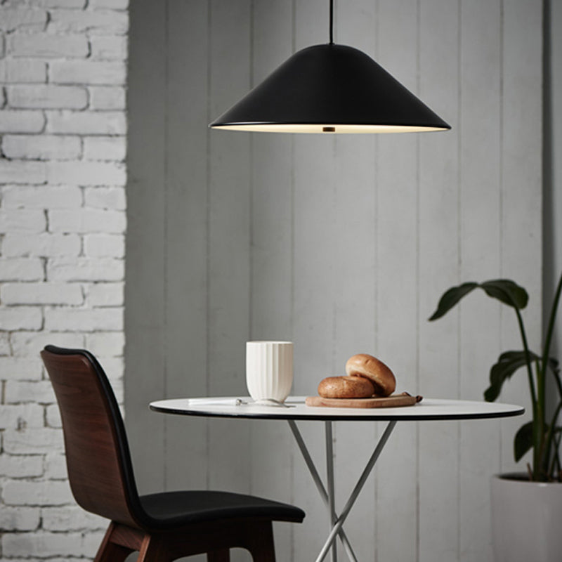 Matte Black/Polished Chrome/Polished Rose Gold Tapered Suspension Light Modern Metal 1 Light Ceiling Pendant Light for Dining Room Black Clearhalo 'Ceiling Lights' 'Modern Pendants' 'Modern' 'Pendant Lights' 'Pendants' Lighting' 171527