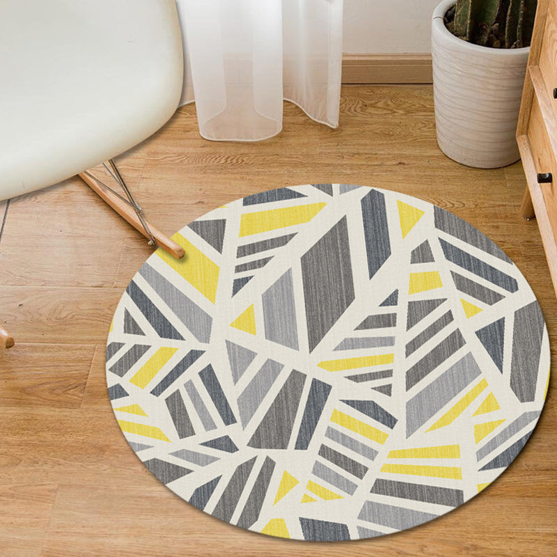 Modern Living Room Rug in Blue and Yellow Geometric Triangle Print Rug Polyester Stain-Resistant Area Rug Grey Clearhalo 'Area Rug' 'Modern' 'Rugs' Rug' 1715399