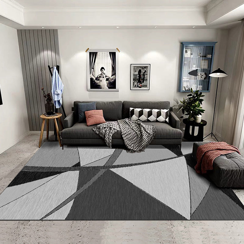 Novelty Geometric Pattern Rug Grey and Black Polyester Rug Washable Pet Friendly Non-Slip Area Rug for Living Room Black Clearhalo 'Area Rug' 'Modern' 'Rugs' Rug' 1717177