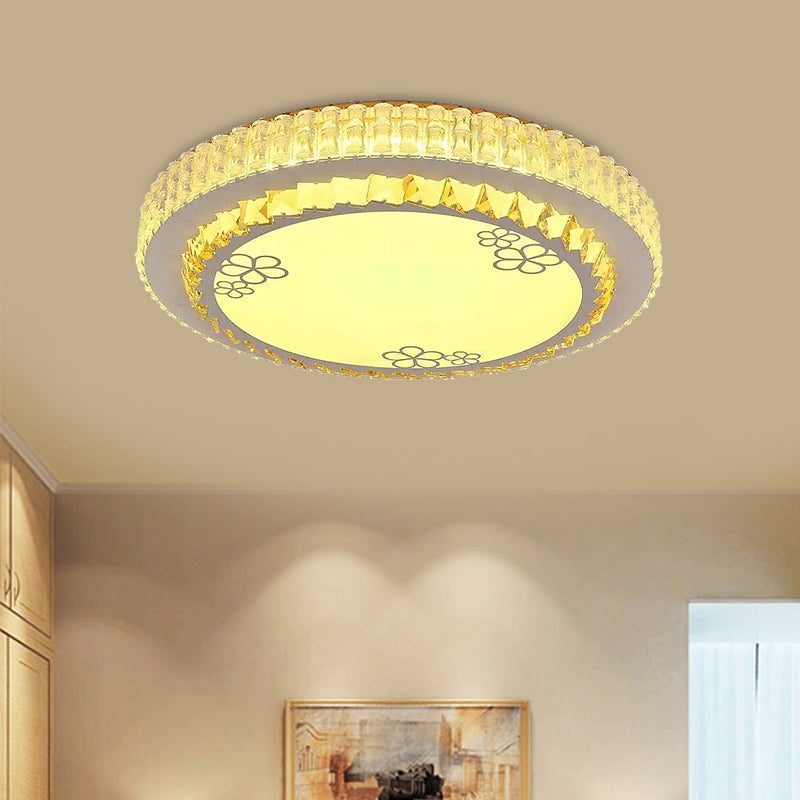 Circular Close to Ceiling Lamp Minimalism Faceted Crystal LED Chrome Flush Light Fixture Chrome Clearhalo 'Ceiling Lights' 'Close To Ceiling Lights' 'Close to ceiling' 'Flush mount' Lighting' 1723395