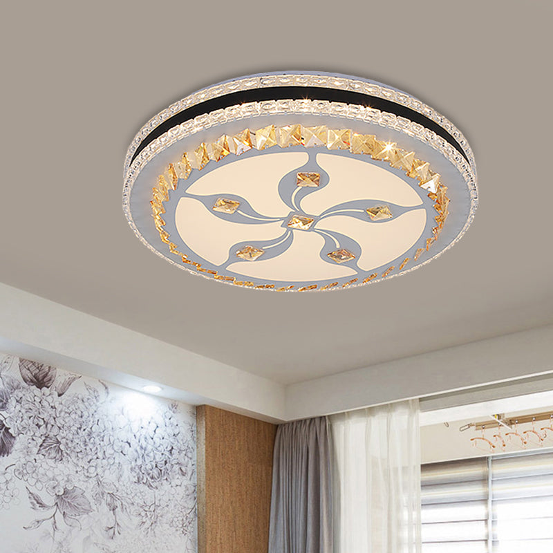 Circle Ceiling Fixture Modernist Faceted Crystal LED Chrome Flush Mount Lamp with Knot/Flower Design White B Clearhalo 'Ceiling Lights' 'Close To Ceiling Lights' 'Close to ceiling' 'Flush mount' Lighting' 1723440