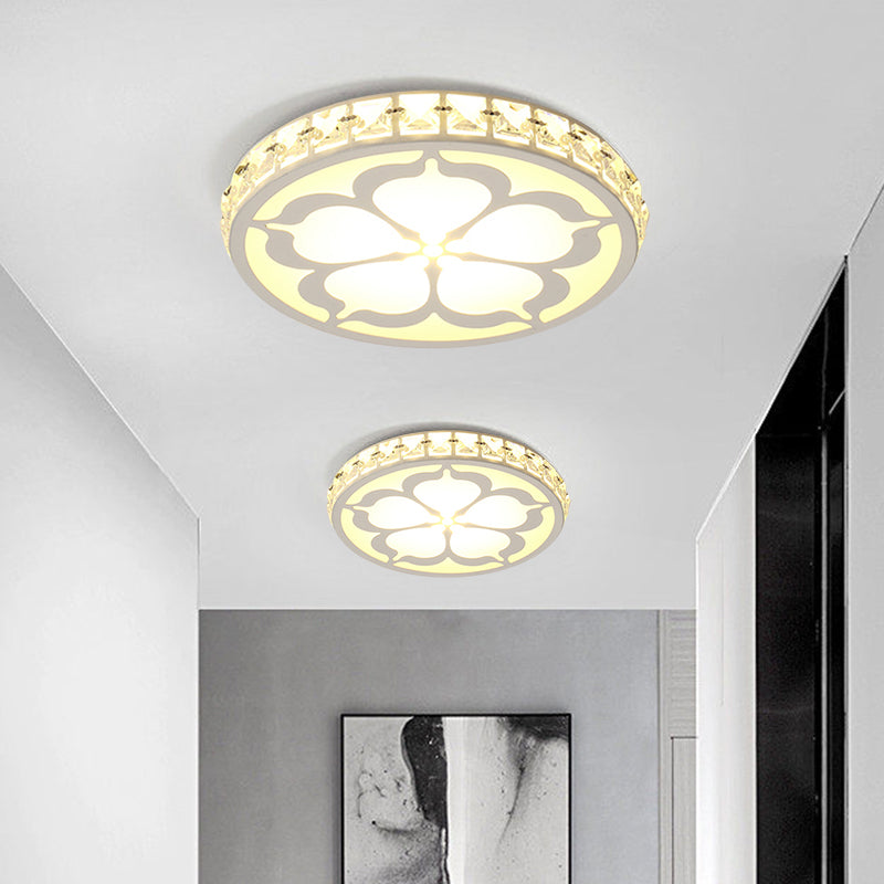 Round Flush Mount Lamp Modernity Faceted Crystal White/Gold LED Ceiling Light Fixture with Flower Pattern Clearhalo 'Ceiling Lights' 'Close To Ceiling Lights' 'Close to ceiling' 'Flush mount' Lighting' 1723702