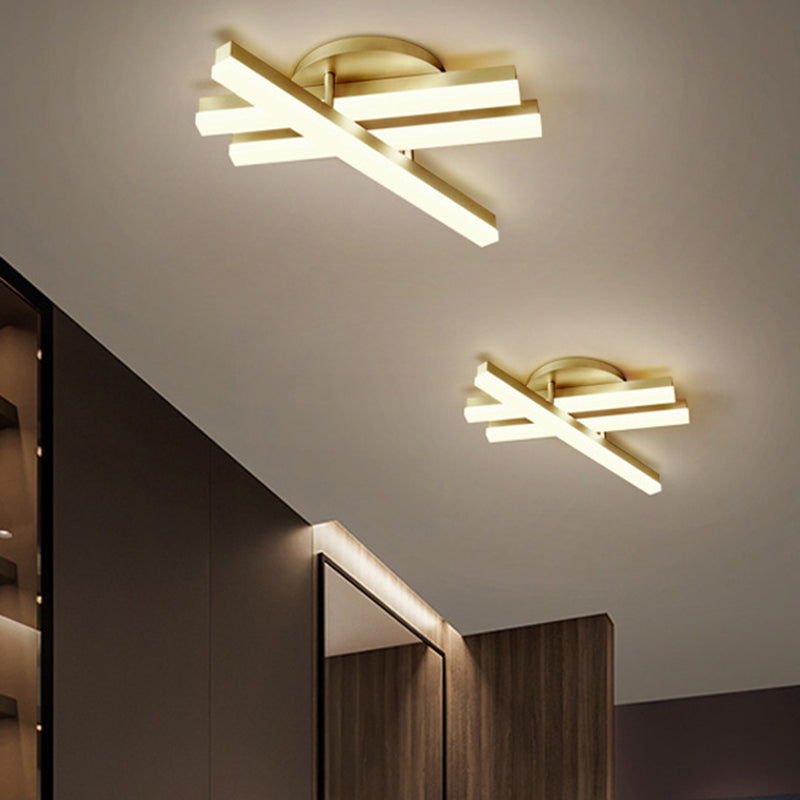 Linear Flush Mount Ceiling Light Minimal Acrylic LED Gold Lighting Fixture in Warm/White Light for Bedroom Clearhalo 'Ceiling Lights' 'Close To Ceiling Lights' 'Close to ceiling' 'Flush mount' Lighting' 1723924