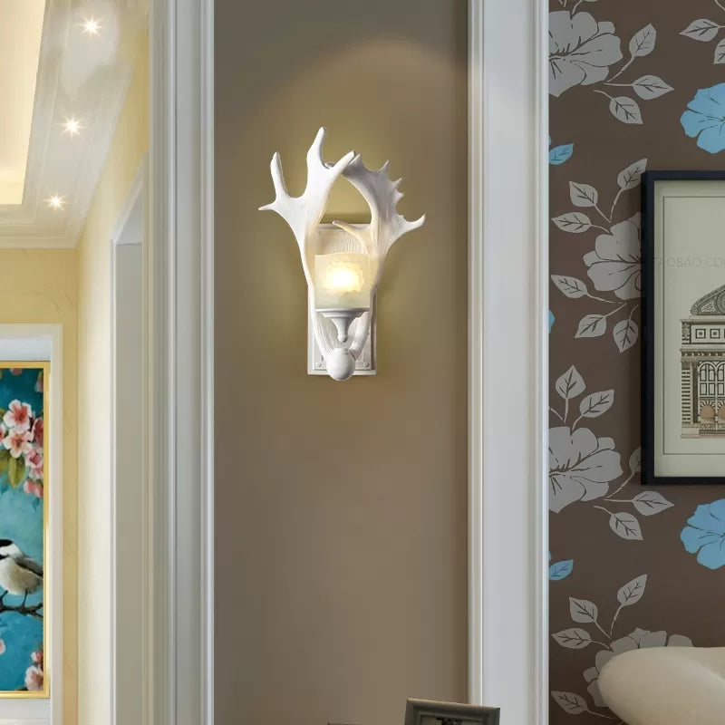 Resin Antlers Wall Sconce One Head Rustic Stylish Wall Lamp in White for Child Bedroom Clearhalo 'Wall Lamps & Sconces' 'Wall Lights' Lighting' 175888