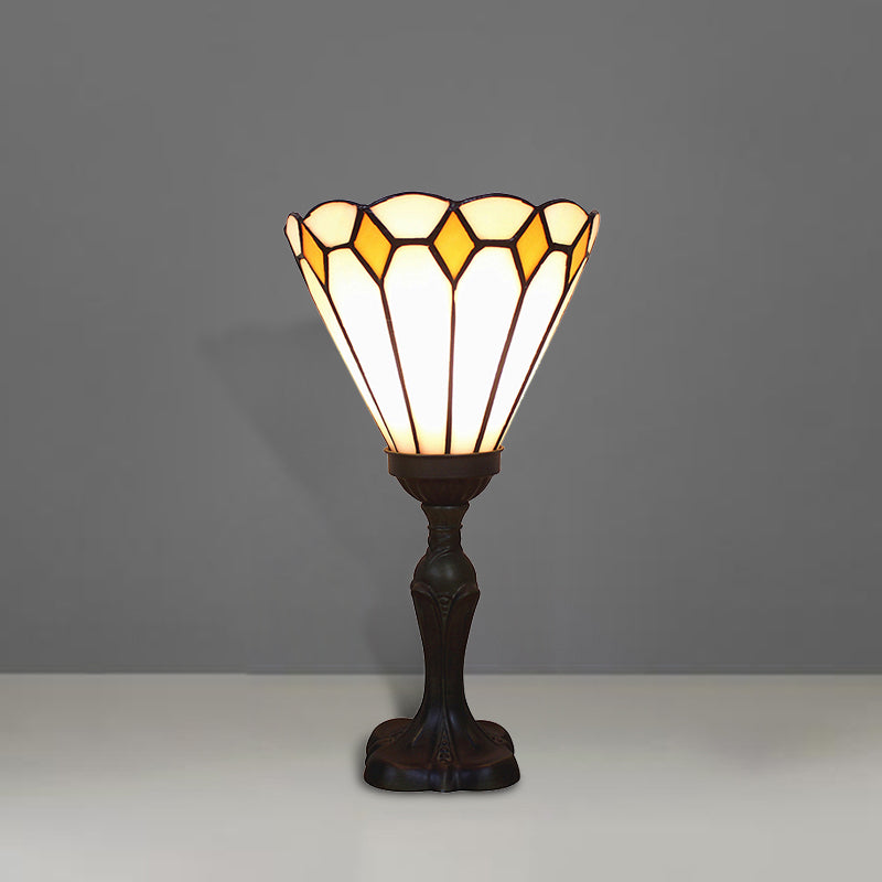 Classic Tiffany Cone Desk Light Glass 1 Head Inverted Desk Lamp in White/Yellow/Blue for Living Room Clearhalo 'Lamps' 'Table Lamps' Lighting' 176330