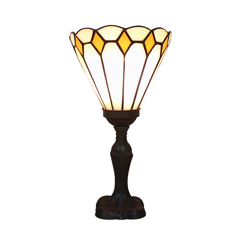 Classic Tiffany Cone Desk Light Glass 1 Head Inverted Desk Lamp in White/Yellow/Blue for Living Room Clearhalo 'Lamps' 'Table Lamps' Lighting' 176331