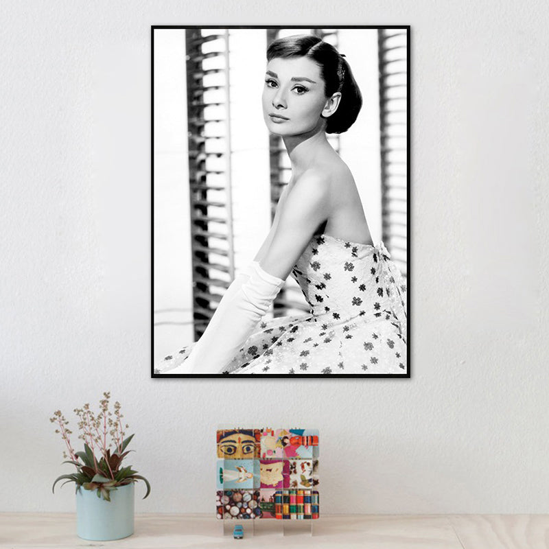 Light Color Hepburn Portrait Canvas Textured Vintage Girls Bedroom Wall Art Print Clearhalo 'Art Gallery' 'Canvas Art' 'Contemporary Art Gallery' 'Modern' Arts' 1763675