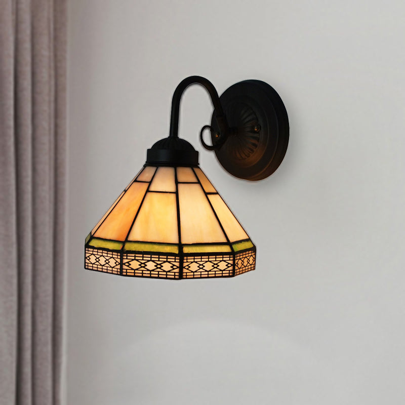 Geometric Wall Sconce Lighting Traditional 1 Light Stained Glass Wall Light for Dining Room Beige Clearhalo 'Industrial' 'Middle century wall lights' 'Tiffany wall lights' 'Tiffany' 'Wall Lamps & Sconces' 'Wall Lights' Lighting' 179472