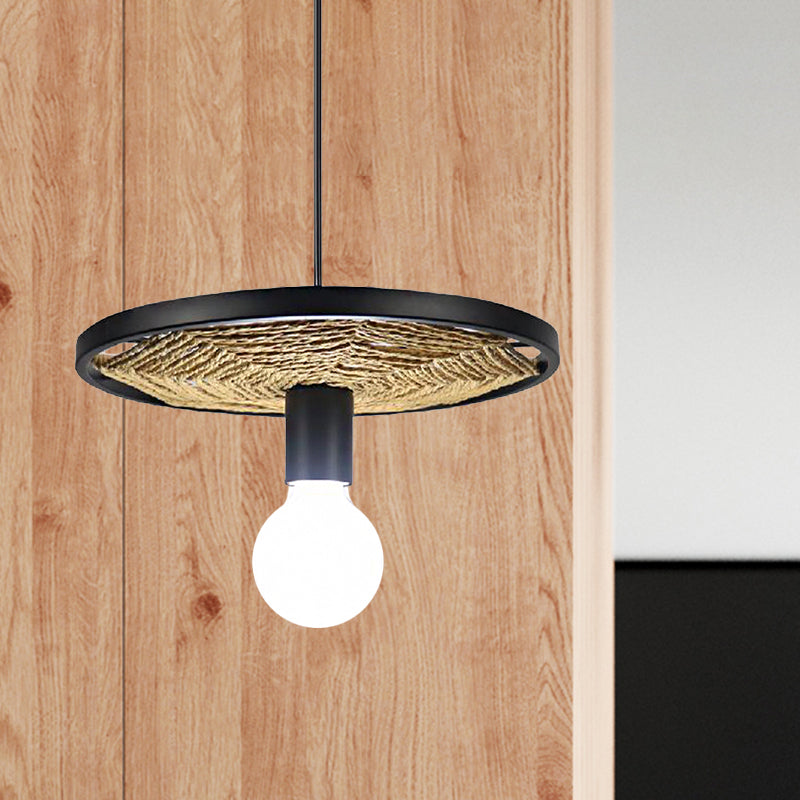 1 Light Round Pendant Light with Wheel Lodge Style Black Metallic and Rope Hanging Lamp for Dining Room Clearhalo 'Ceiling Lights' 'Pendant Lights' 'Pendants' Lighting' 1797006