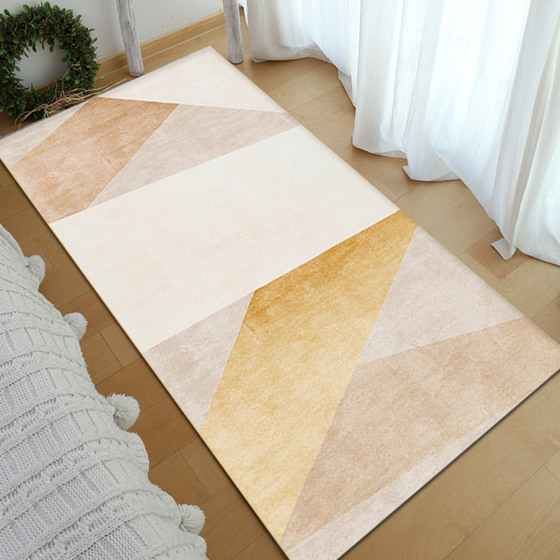 Pink and Beige Bedroom Rug Minimalist Abstract Rug Polyester Washable Anti-Slip Backing Pet Friendly Carpet Clearhalo 'Area Rug' 'Modern' 'Rugs' Rug' 1810906