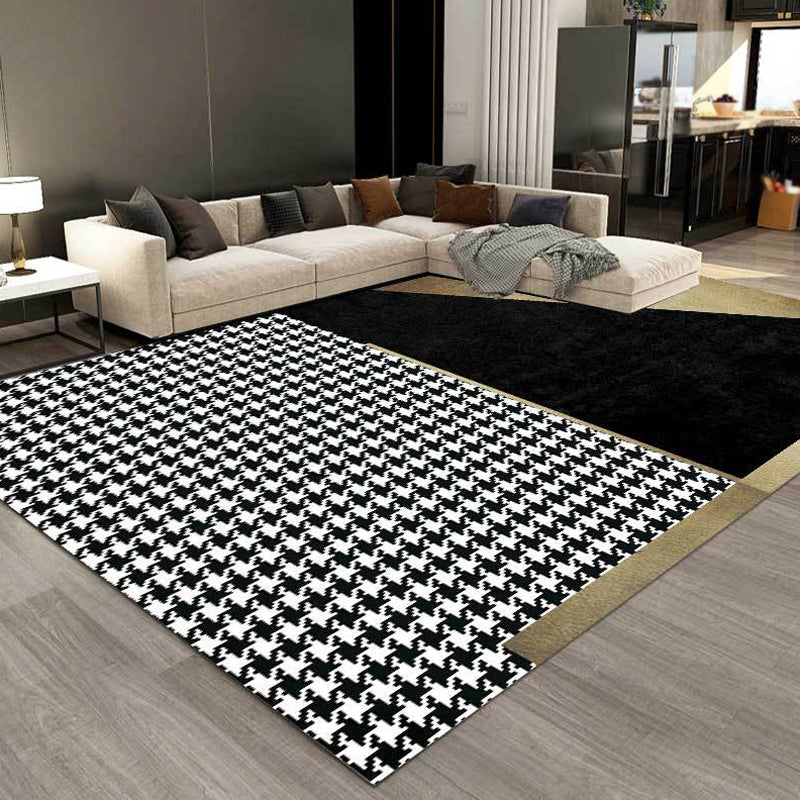 Black Living Room Rug Simplicity Houndstooth Pattern Rug Polyester Washable Anti-Slip Backing Pet Friendly Carpet Clearhalo 'Area Rug' 'Modern' 'Rugs' Rug' 1811900