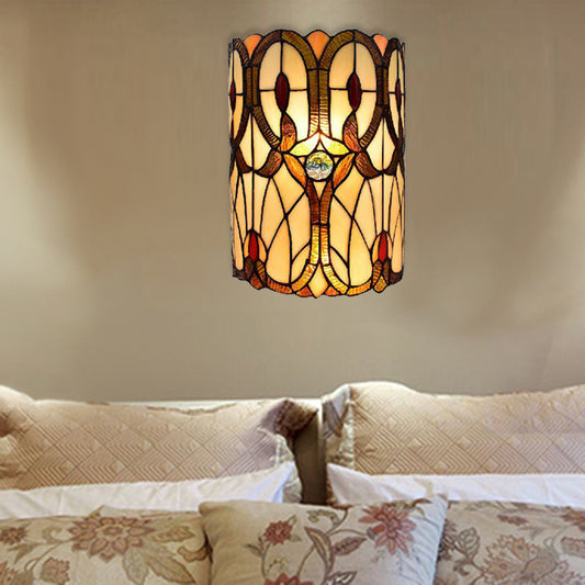 Victorian Style Wall Sconce 1 Light Stained Glass Wall Mount Light in Brown for Bedroom Brown Clearhalo 'Industrial' 'Middle century wall lights' 'Tiffany wall lights' 'Tiffany' 'Wall Lamps & Sconces' 'Wall Lights' Lighting' 181402