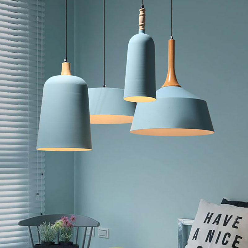 Seafoam E27 Hanging Light Single Head Modern Style Metal Pendant Lamp for Restaurant Clearhalo 'Ceiling Lights' 'Modern Pendants' 'Modern' 'Pendant Lights' 'Pendants' Lighting' 186024