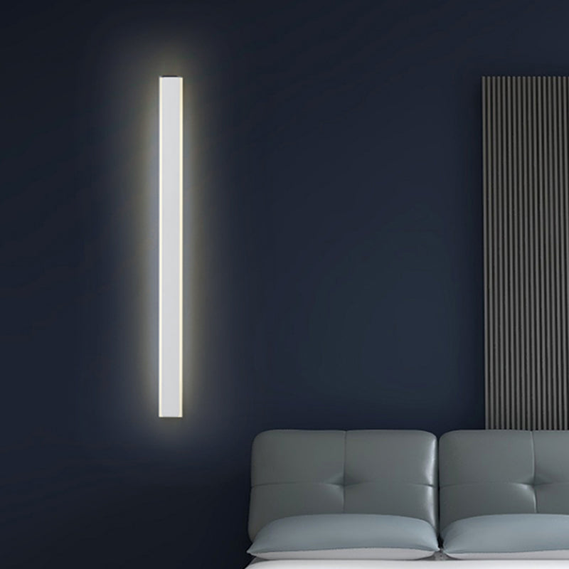 Streamlined LED Wall Lighting Idea Minimalism Metal Bedchamber Wall Sconce Light in Black/White White Clearhalo 'Cast Iron' 'Glass' 'Industrial' 'Modern wall lights' 'Modern' 'Tiffany' 'Traditional wall lights' 'Wall Lamps & Sconces' 'Wall Lights' Lighting' 1866098