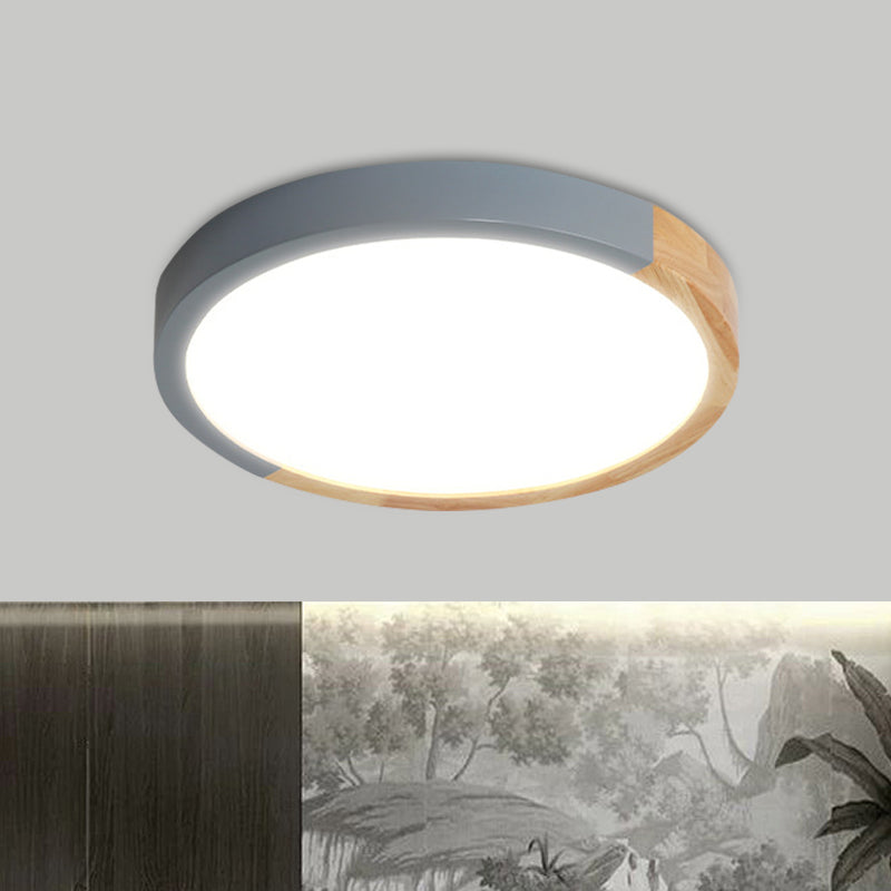 Circular Close to Ceiling Lighting Modernist Metal 12"/15"/19" Wide LED Flush Mount Light in Beige Clearhalo 'Ceiling Lights' 'Close To Ceiling Lights' 'Close to ceiling' 'Flush mount' Lighting' 1866916