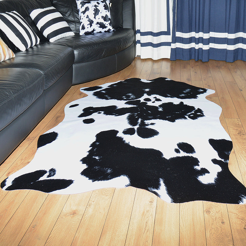 Unique Cow Skin Pattern Rug Nordic Rug Polyester Washable Non-Slip Pet Friendly Carpet for Living Room Black 4'7" x 6'7" Clearhalo 'Area Rug' 'Casual' 'Rugs' Rug' 1869109