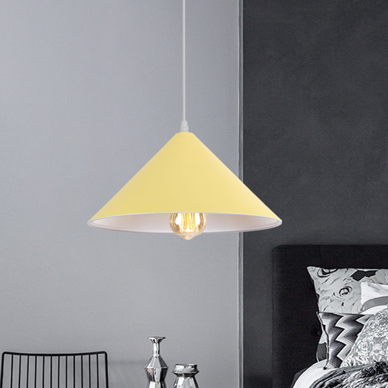 Conic Shade Coffee Shop Ceiling Fixture Macaron Style Metallic 1 Bulb Black/White/Pink Pendant Light Fixture Clearhalo 'Ceiling Lights' 'Modern Pendants' 'Modern' 'Pendant Lights' 'Pendants' Lighting' 1871907