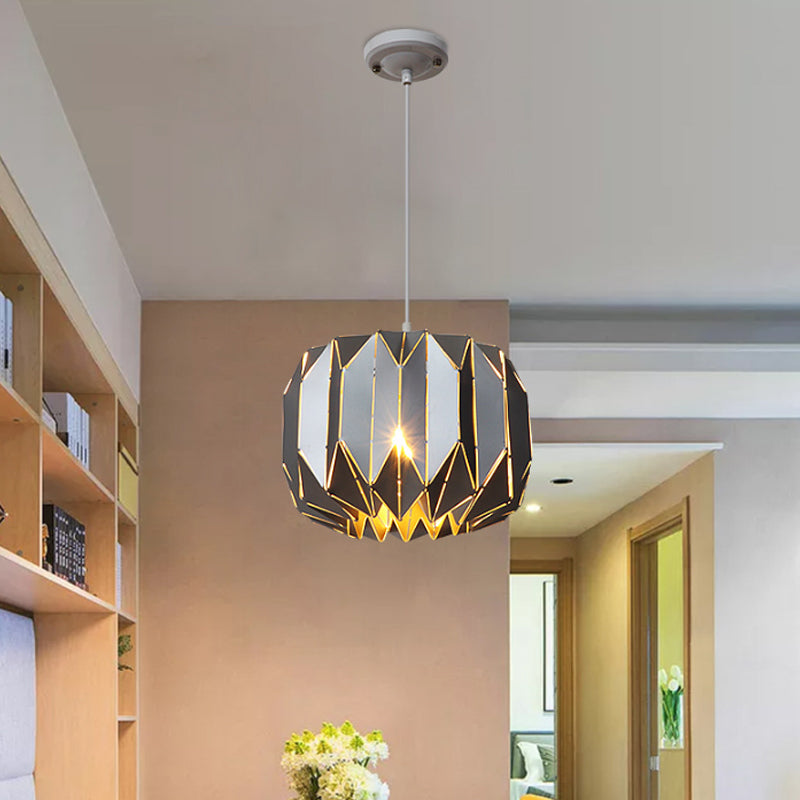 Restaurant Origami Hanging Lamp Metal One Head Contemporary Black/Silver Ceiling Pendant Silver Clearhalo 'Ceiling Lights' 'Modern Pendants' 'Modern' 'Pendant Lights' 'Pendants' Lighting' 1886267