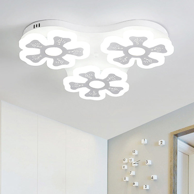 White Floral Ceiling Lamp Modern Style Acrylic Flush Ceiling Light for Study Room Corridor White Clearhalo 'Ceiling Lights' 'Close To Ceiling Lights' 'Close to ceiling' 'Flush mount' Lighting' 189192